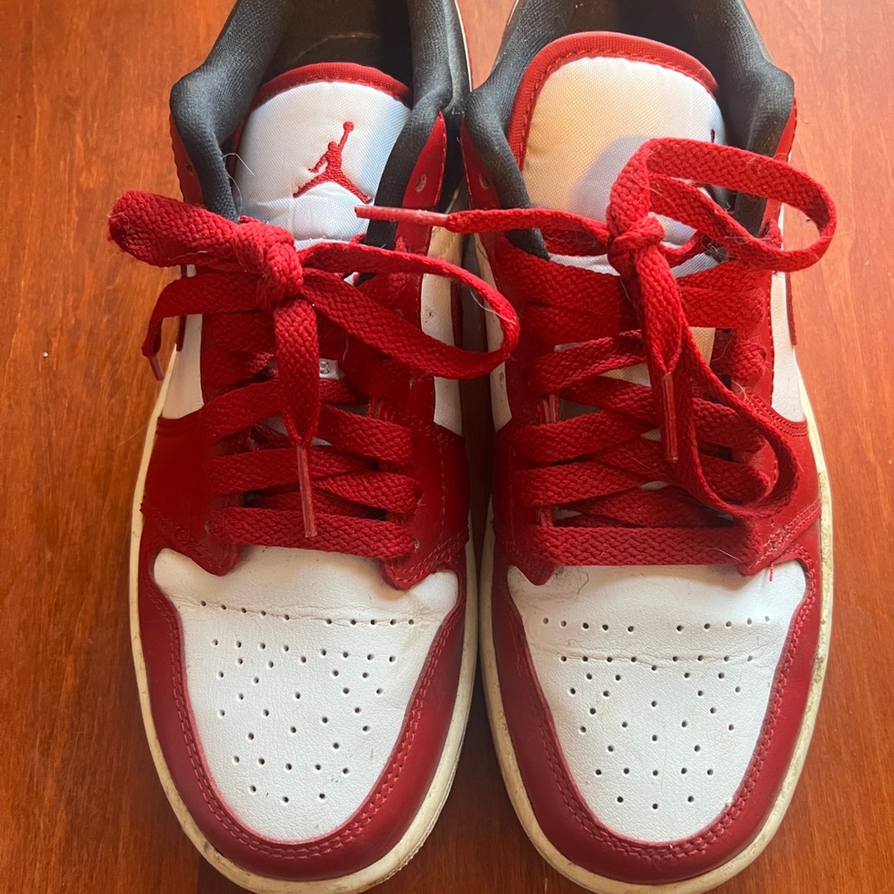 Black white red Jordan 1 low women’s 8 or 6.5 men/youth